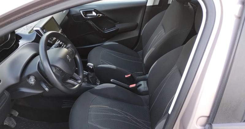 Peugeot 208 cena 18900 przebieg: 218000, rok produkcji 2013 z Chmielnik małe 529